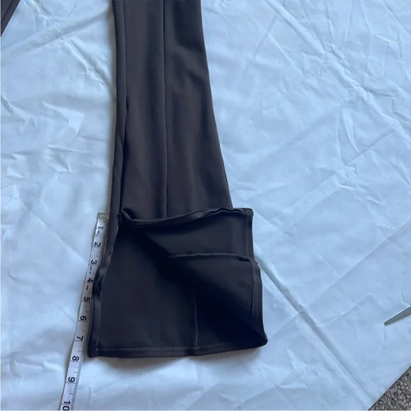 ALO Yoga Brown flare zip Leggings - Picture 8 of 11